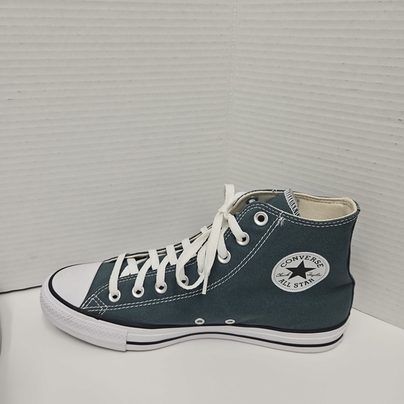 Converse High-Top Sneakers in Green and White - Picture 6 of 9
